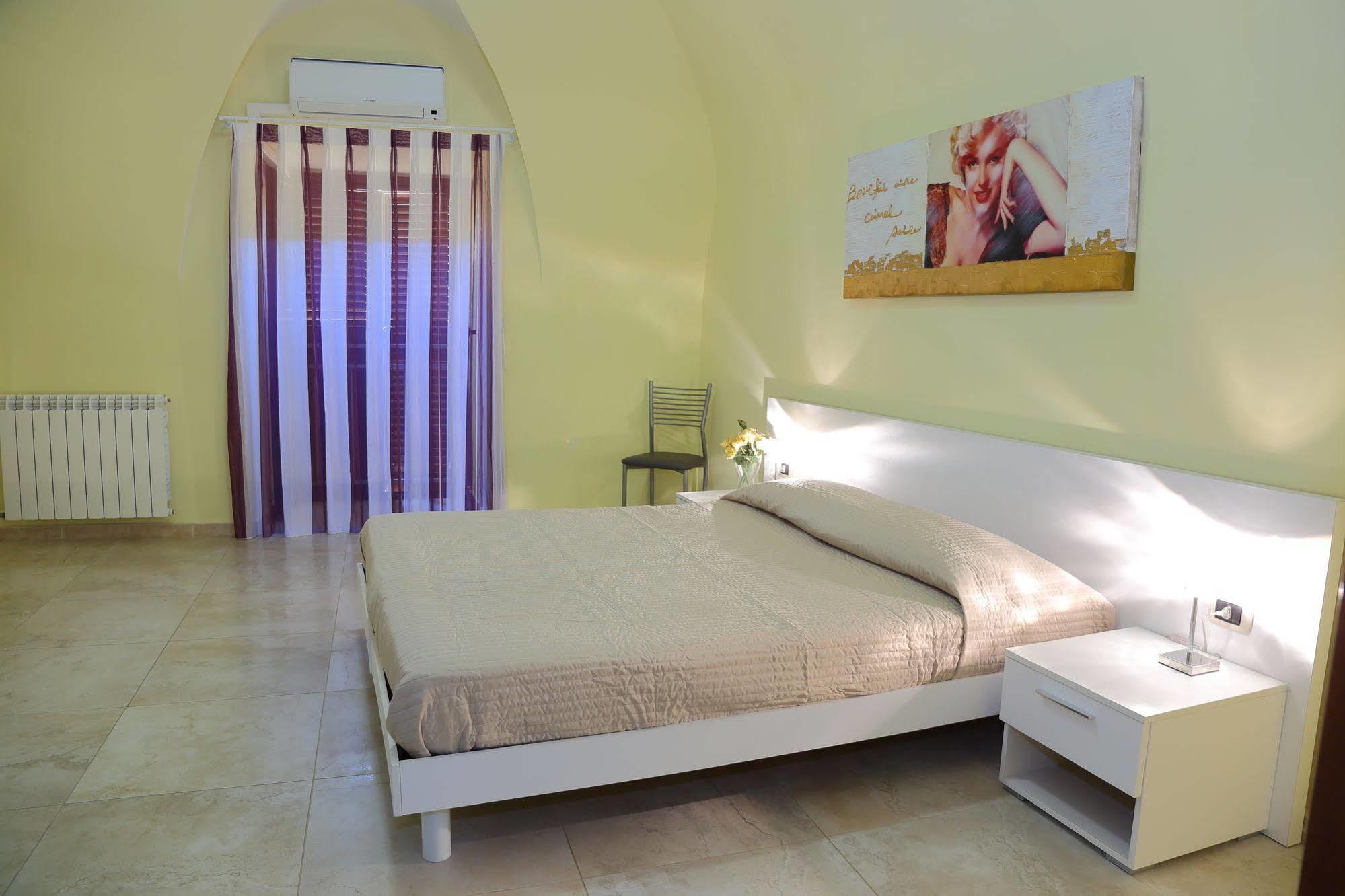 Four Rooms Агридженто Экстерьер фото