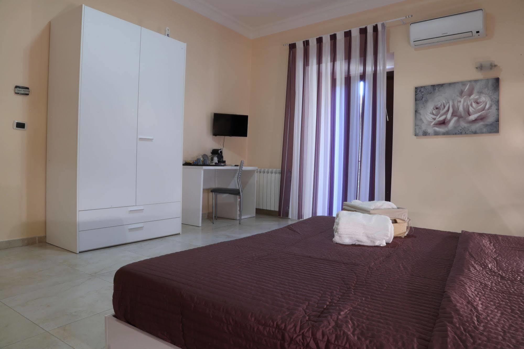 Four Rooms Агридженто Экстерьер фото